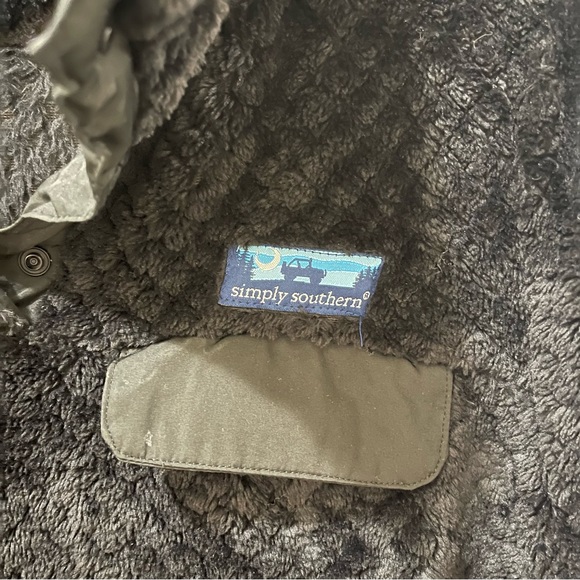 EUC Simply Southern Black Fuzzy Pullover | size medium - Picture 2 of 3